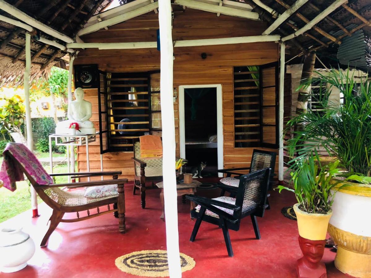 Lake view cabana Restaurant Tangalle Exterior foto